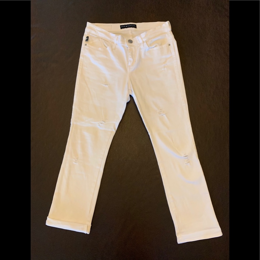 FINAL PRICE! MOVE IT MONDAY!!  R&R Carpri